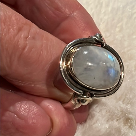 NWOT sterling & Moonstone Ring 9.5 - Picture 3 of 3